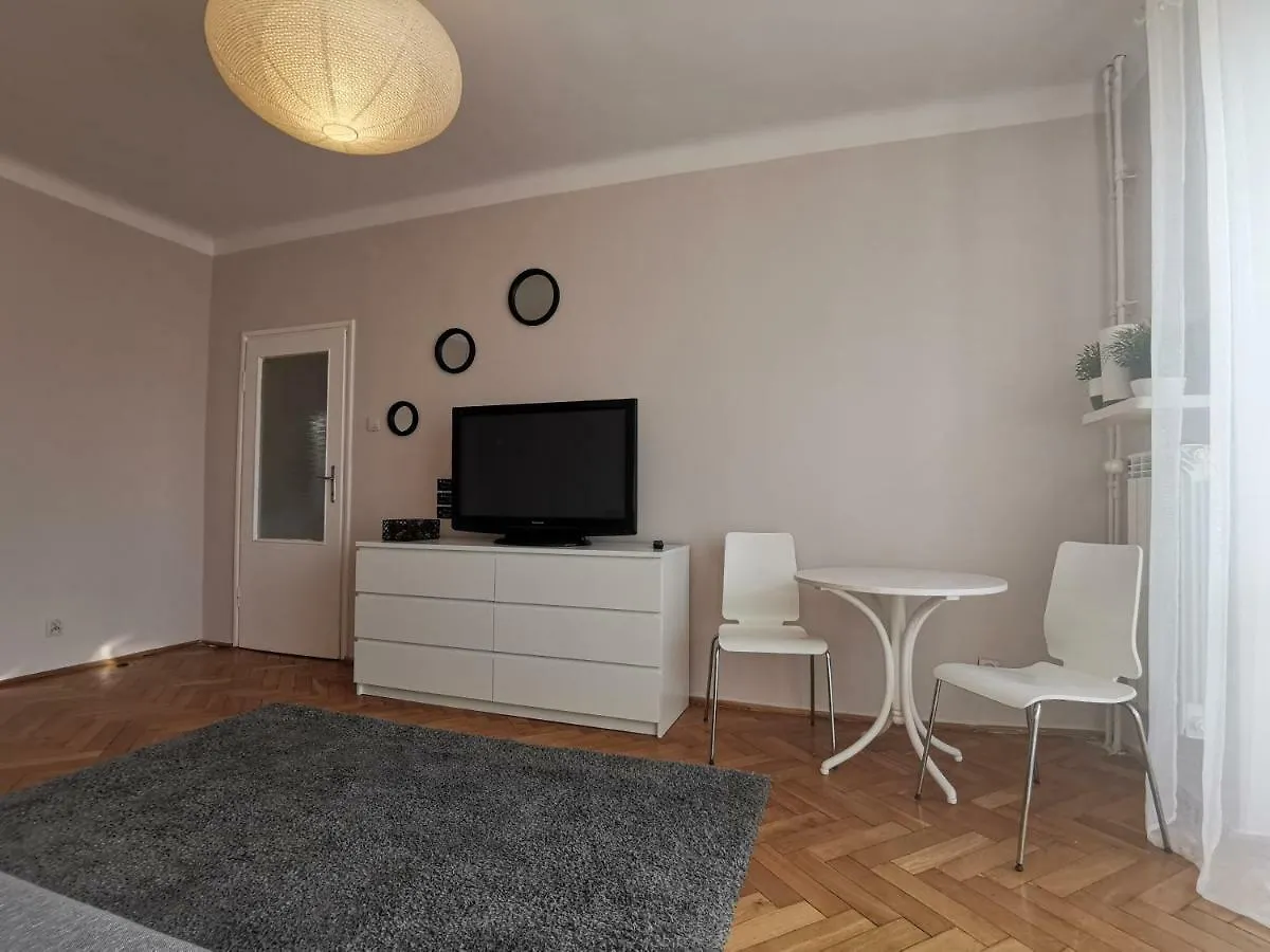 4 Jozefa Lewartowskiego Hotel Warsaw